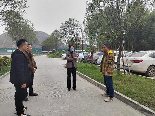 市经信局走访调研青神城市资源经营有限公司