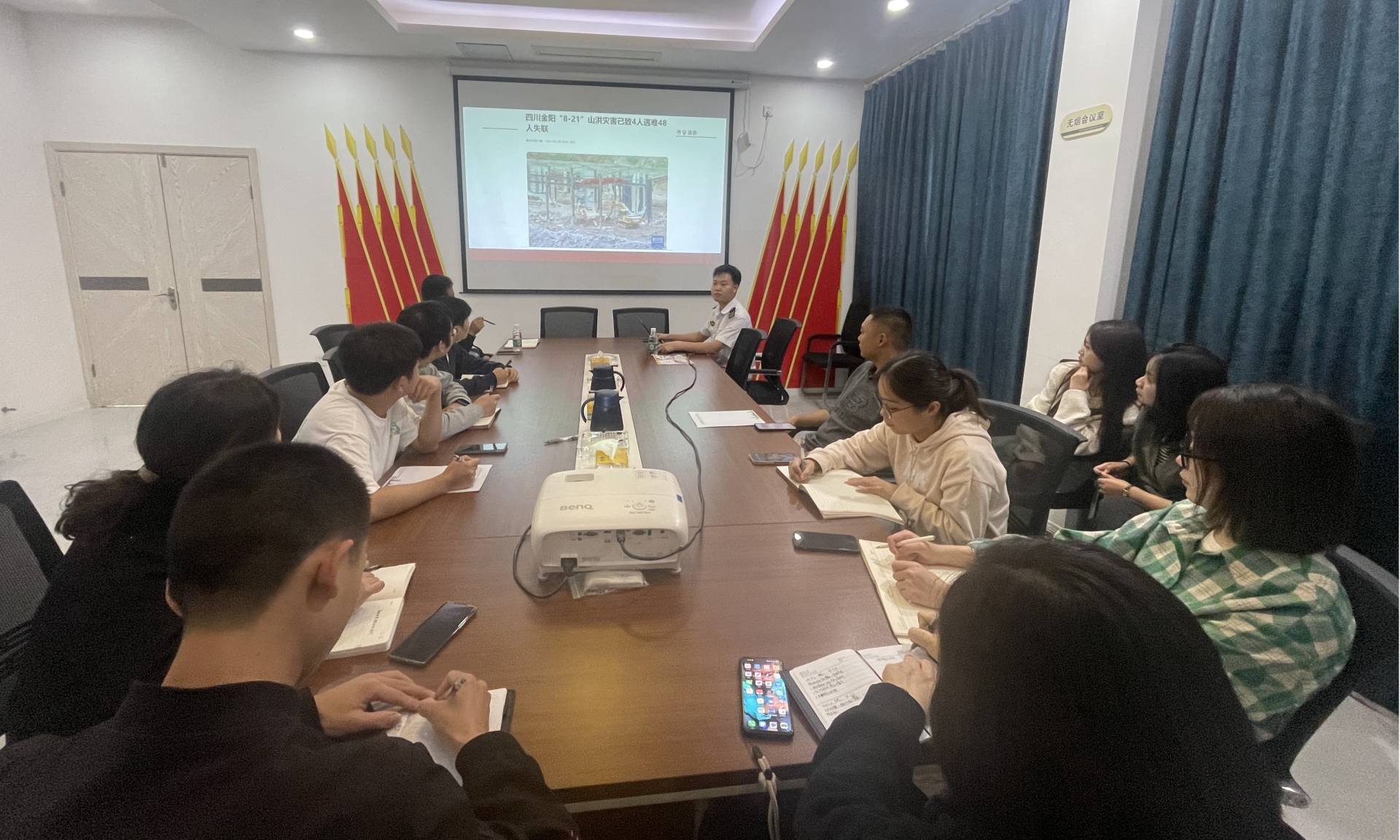 开展消防培训，筑牢安全防线